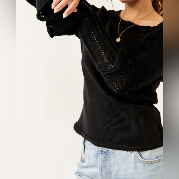 NWT FREE PEOPLE CUFFING SEASON TOP - Picture 2 of 13